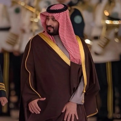 لست مغرورةّ آبداًولكني آثق باني نعمه وهِبت لكّل مٌن وجْدت بحيآته..