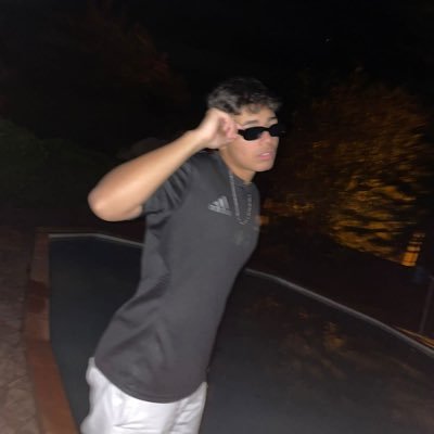 Renann018's profile picture. 