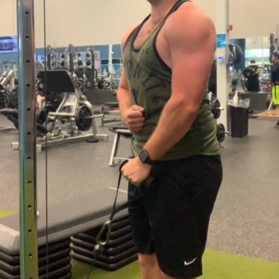 bighook02's profile picture. 29M Sports Fan & Workout Enthusiast