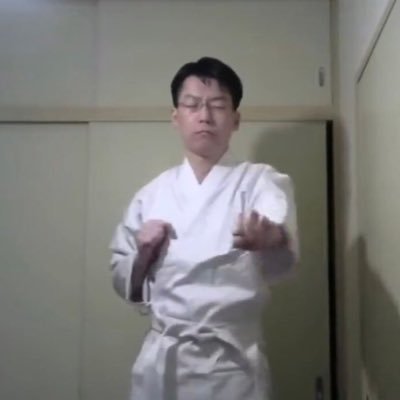 eonmisaegsa's profile picture. Team07 현역 허수의 수능도전기