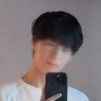 Kuu 4/26〜5/5🇭🇰🇻🇳🇹🇼 (@menboy5536) 's Twitter Profile