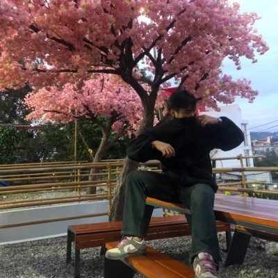 deadtoelyk's profile picture. peace