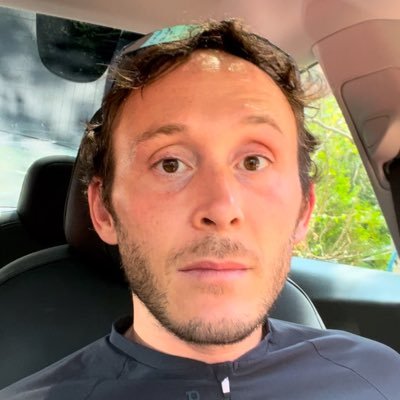 Chirurgien Plasticien à Bordeaux https://t.co/XU1QKQrKYT