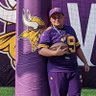 vikingsman_28's profile picture. MN Vikings Fan, Content Creator, NFL ✈️ Insider
4-7
Please avenge us Gophers
#SKOL #TakeRoot #MNWild Loons, Gophers 🇵🇹 🇺🇲
☀️♓🌙♏⬆️♑
Insta: vikingsman_28