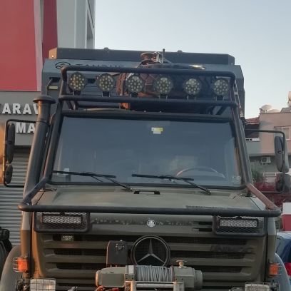 yenalabayaz's profile picture. 
