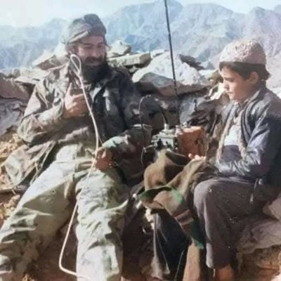 درود شریف مې هیر نشی
لوی ارمان مې مقبول شهادت دی
اومسلمانون ته دین حدمت دی