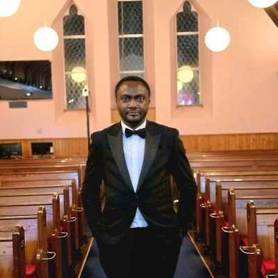 MistrLecturer's profile picture. Academic | Photo & Video Enthusiast @softpictures_ @softstudios_ | Football fan 💙