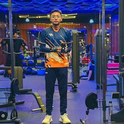 hotplateramen's profile picture. 