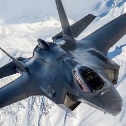 CCA23galaxy's profile picture. An F-35 lighting II gliding in space🌌🚀