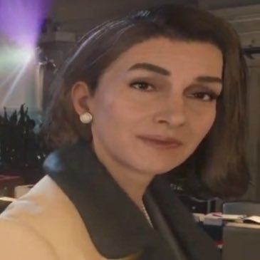 TheAda_'s profile picture. She/Her, 21 | 🏳️‍🌈