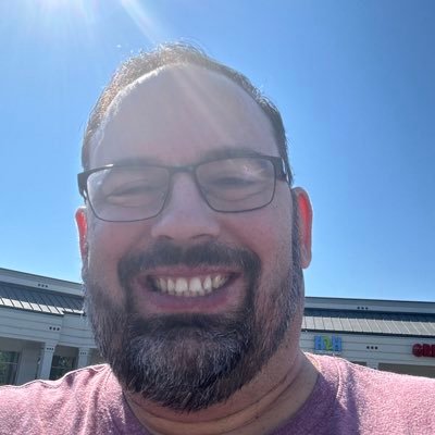 Chief Operating Officer of Being Awesome. Firm Believer in #baseballisbetter. #FantasyBaseball contributor at https://t.co/ZAcQNLT1Ct. #RepBX #GoHabsGo