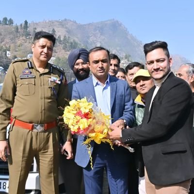 VinayThakurSHCT's profile picture. Social Activist || Chairman at Sahayak Humanity Charitable Trust (SHCT) ||
Save Humanity-Save Nation-Long Live Life India || Engaged In Welfare Of Poor & Needy.