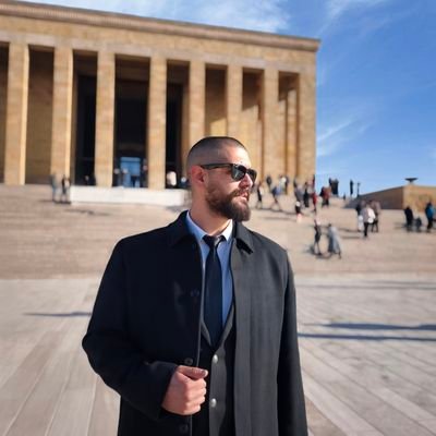 ArtanBatuhan's profile picture. dümenden arsa borsa