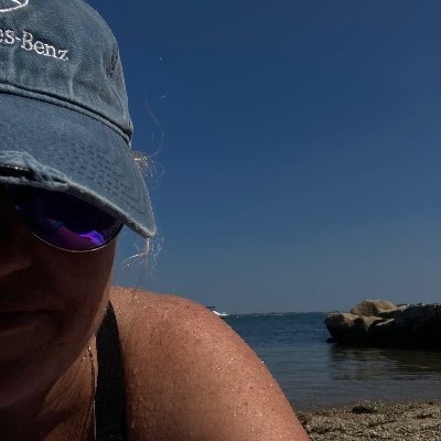 citizens1r43671's profile picture. Ct 1st. US 1st. Strength in the middle. Not Blue. Not Red. Never Independent. United for the American Dream ❤️🤍💙🌎✌️🇺🇸🇮🇱🇬🇧