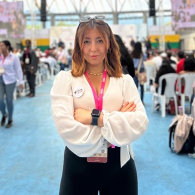 Presidente del Consejo Distrital de juventud 💛❤️ Lingüística y Ciencias Políticas - UN 📚 Militante… pero esa relación no está funcionando