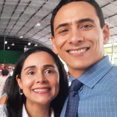 t3rcio_andrade's profile picture. Mais uma insignificante partícula de pó num torrão de rocha e metal.