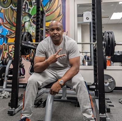 Civil Engineer turned hs math teacher then hs engineering teacher now ms engineering teacher. I'm a gym rat and old school hip-hop head #UVA #WAHOOWA
