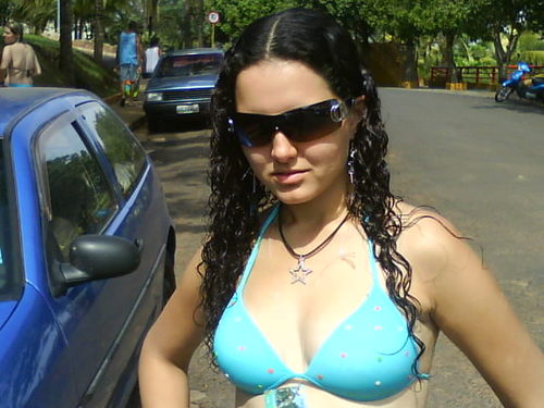 Sou 1 menina movida pelos sentimentos, cujo os atos ñ sao muito bem calculados, as concequencias ñ me importa+.No entanto gosto de ter amigos venha e seja+ 1!