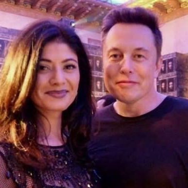 Director of Communications for and Assistant of @Elonmusk CEO @SpaceX. Music Digital Marketer | Dog Lover | Proud Mom & Wite...🇺🇸🚀