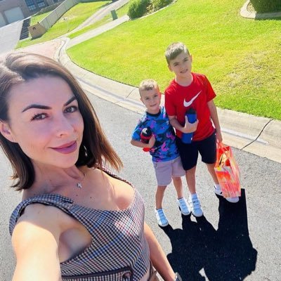 sandrablender6's profile picture. I'm once married with two kids but my husband died on a business trip