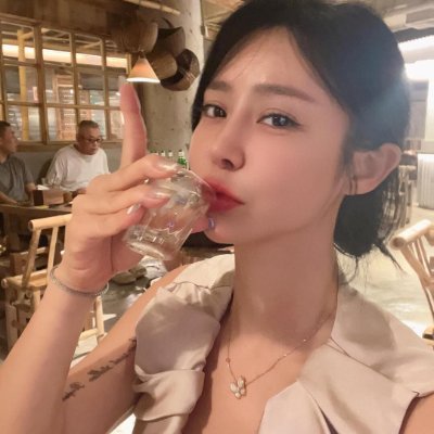 shirleyquijon's profile picture. Your limits are further than you think. Try it once and you will discover new possibilities.
#Shopping #gourmetfood #fitness #SilverLake