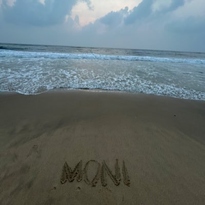Moniishaaa_'s profile picture. 