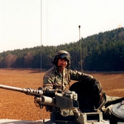 Love memes, stocks (NFA), tanks, planes, and rockets.
Veteran, Husband, Dad. 1A, 2A. Opinions are my own.