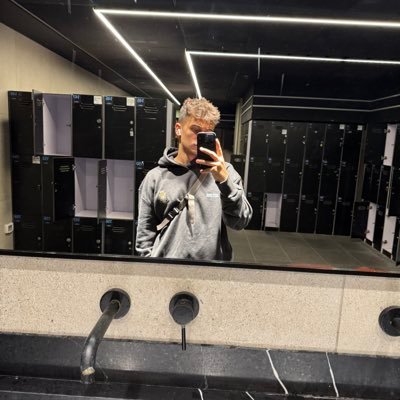 omermm200's profile picture. שב״כניק עם קפוצ׳ון