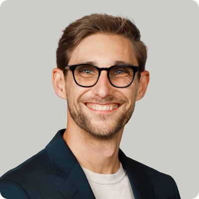 Mortgage marketing top voice | CMO @Mtg_Champions | Podcasts & newsletters | Girldad | Connect on LinkedIn: https://t.co/FHBnfguDhz