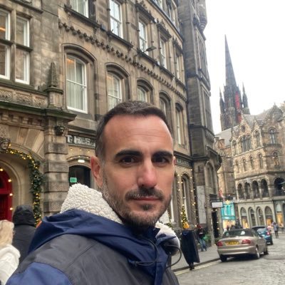 Piloto privado🛩️, patrón de veleros ⛵️y enfermera PhD 👨🏻⚕️ en @SaludVictoria e @infoUMA. Ahora de vuelta por España en el SAS y en la Universidad de Málaga.