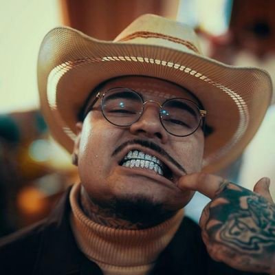 Sport fan. UFC Fan, 49ers, Vikings, Lakers, Man United. 
Rap Fan. J Cole, JID, RTJ, G-Unit, Young Thug, Denzel Curry, That Mexican OT