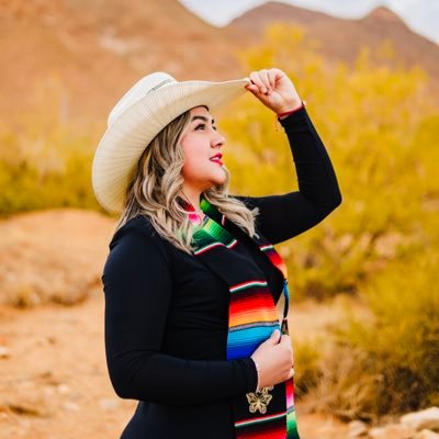 ✨T O D O•C O N•A M O R✨Middle School Assistant Principal | 2022-2023 Canutillo ISD Elementary Teacher of the Year 🧡💙 | ✝️