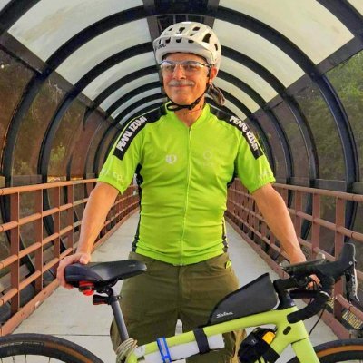 Bike enthusiast, commuter, skills instructor. Climate Hawk, systems thinker, political doer.