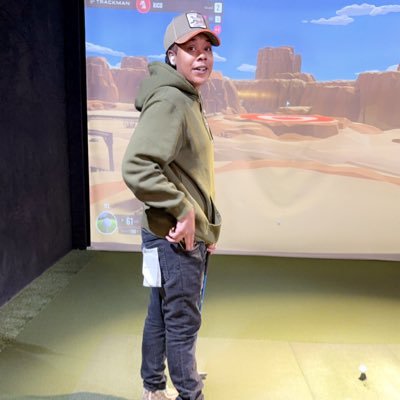 I'm a young nigga checkn a bag I move in silence Ima stoner Shawna's Dreadhead Black Lives Music Movement Chicago artist follow my snap dreadhead_ricoo