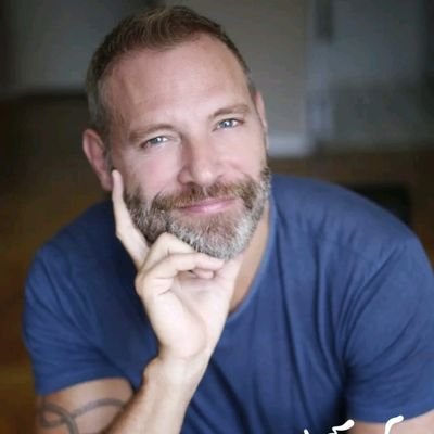 Michael44165950's profile picture. 