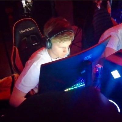 Slipsyz's profile picture. Simon Pause | 🇸🇪 cs2 player for @EysEsports