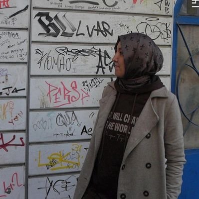 zynca_hyt's profile picture. 90'lı yıllardaki anılarını kaleme alan 
bir #yazar adayı. 
 İnstagram hesabım
⬇️