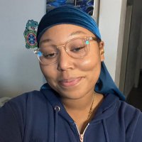 bee ๐ช (@thebookwormbee) 's Twitter Profile