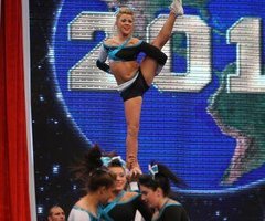love everything about cheer!