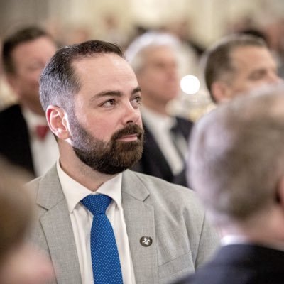 Directeur des relations internationales et intergouvernementales, cabinet du premier ministre du Québec | M.A. Science po @ulaval