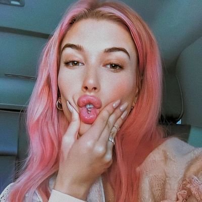 goddeschemistry's profile picture. movies/drama
Cw: Coroners diary