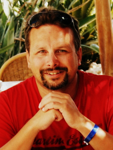Founder of PrototypeLabs Network AS. Developer, architect, technology enthusiast.