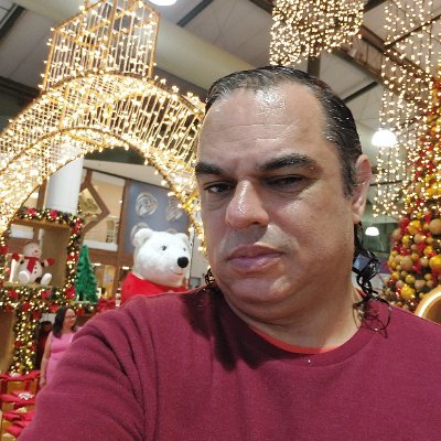 Com Amor Pra Sempre De Milhões
Deus no controle de todos.