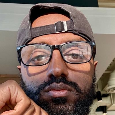 itsurboyfizz's profile picture. Maybe, maybe not 🕊