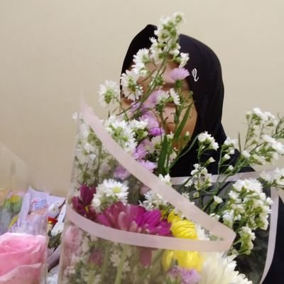 miedokdokkuah's profile picture. random archive and thought ✨🫧
🌱