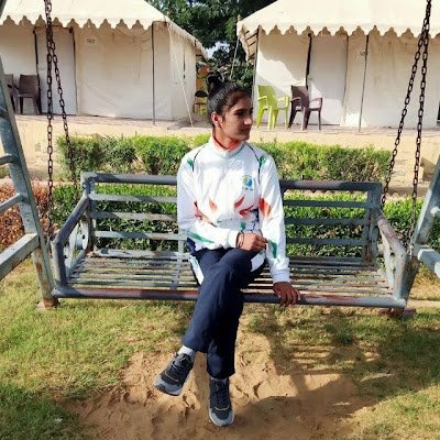 QueenVaish27877's profile picture. 