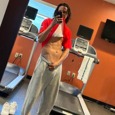 L3fty93_'s profile picture. 👻: L3ftyy93