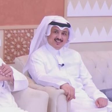 (إذا مررت من هنا أدعُ - لأبي وأمي - بالرحمة ) تربوي - مصمم - شاعر.. ) #برنامج_الأكارم