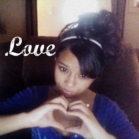 Aye ; ) Well ... Lemme Tell You A Little About My Self. Im Smart, Funny, And Easy Too Get Along With I Dont Need Nobody But .. Me, Myself, And I 3