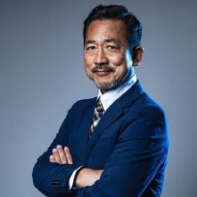 代表取締役を降りてからは投資の貯蓄で豪遊してます。総資産は投資で伸ばして100億円以上。東京で1番高いタワマン在住。数年前にビットコインで億り人になりました。社会貢献としてプレゼント企画始めました。1年間限定でみなさんにプレゼントをお届けします。※アカウントはこれ以外ありません。